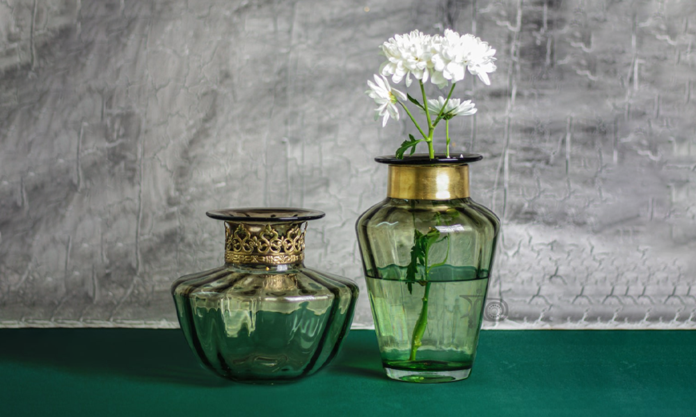 چطور به شکلی جذاب گلدان شیشه ای را به کار ببریم؟ چطور به شکلی جذاب گلدان شیشه ای را به کار ببریم؟